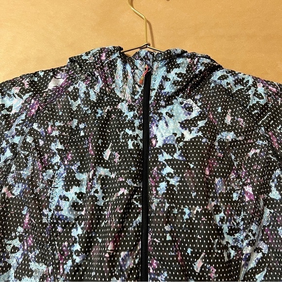 Lululemon | Back Pack It Jacket Floral Sport Tranquil Blue Zip Up Hoodie Size 8 - Picture 4 of 16